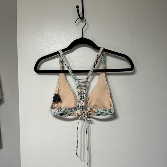 LA Hearts Triangle Bikini Top - Picture 4 of 5